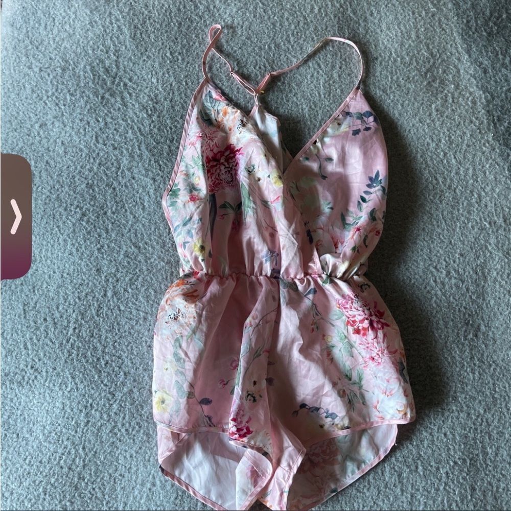 Flora‎ Nikrooz small romper
